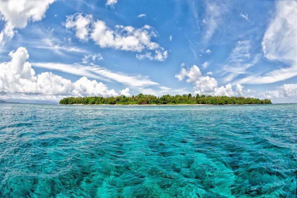 Bastianos Bunaken Dive Resort Buitenkant foto
