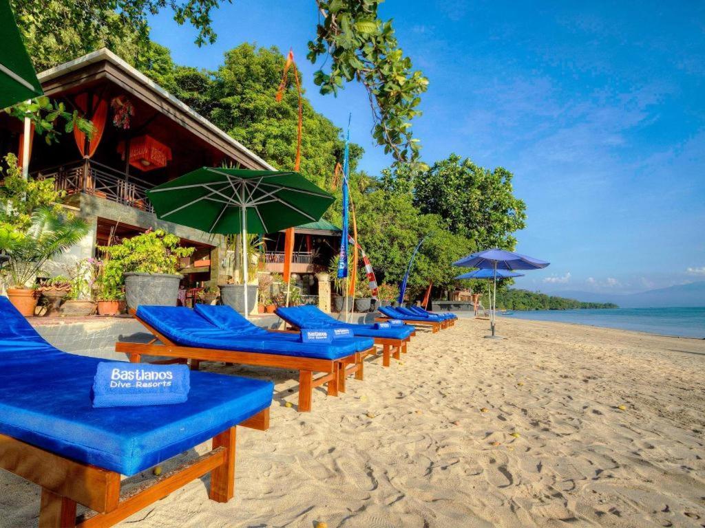 Bastianos Bunaken Dive Resort Buitenkant foto